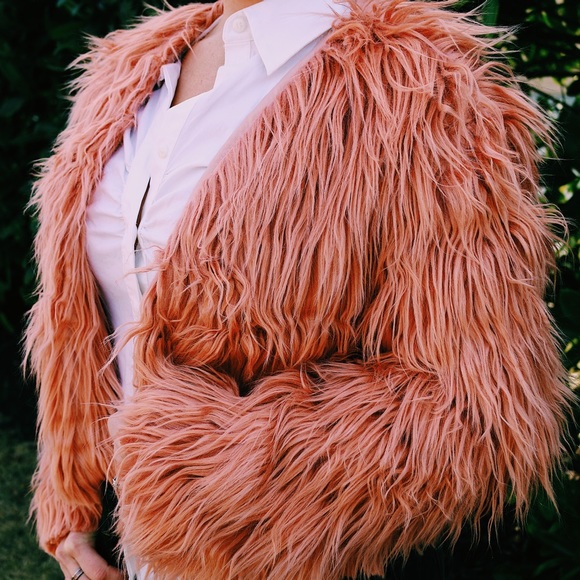 ZAFUL PINK FUZZY JACKET - Picture 1 of 3